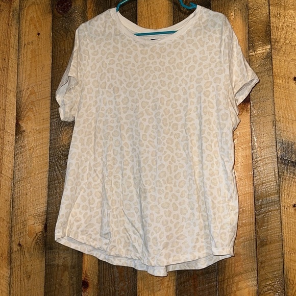 Cheetah print T - Picture 1 of 1